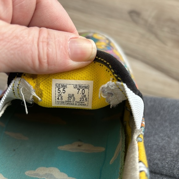 Vans Slip On The Simpsons Shoes. Unisex Mens 5.5 and Womens Size 7. - Picture 6 of 8